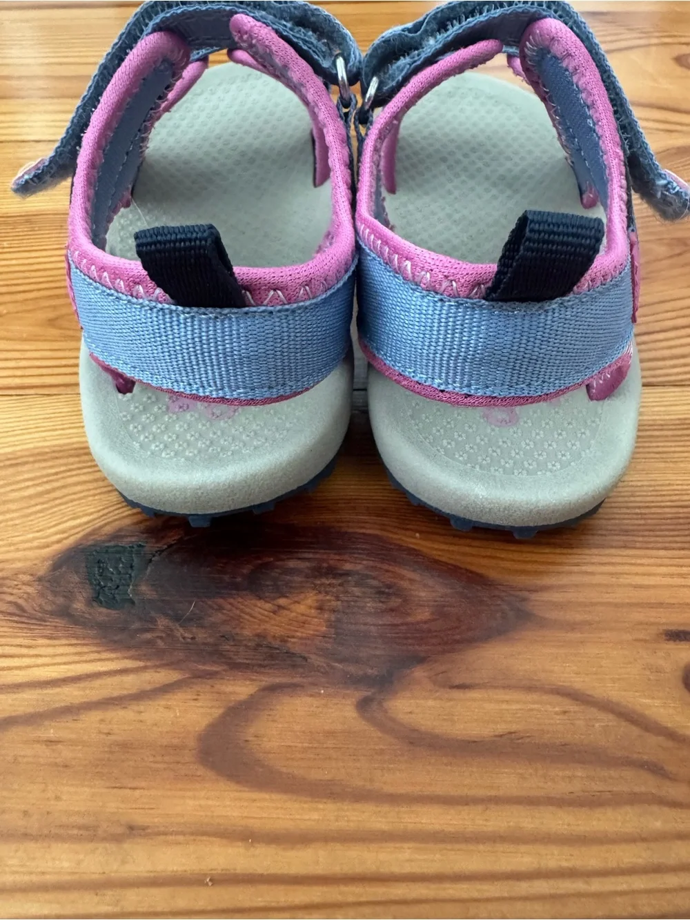 Kids OshKosh B’gosh Horchata Blue Pink Hook-and-Loop Sandals size 9 Toddler EUC